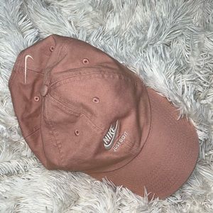 NEW Nike S1ZE HERITAGE86 Dusty Rose Embroidered Just Do It Baseball Cap
